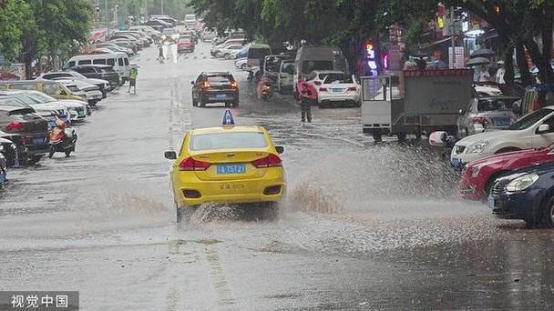 重庆133个雨量站遭遇暴雨 6个区县局地出现8级以上阵性大风